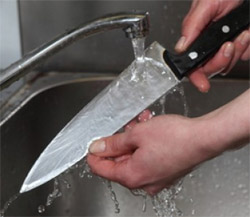 How to Wash Your Knives
